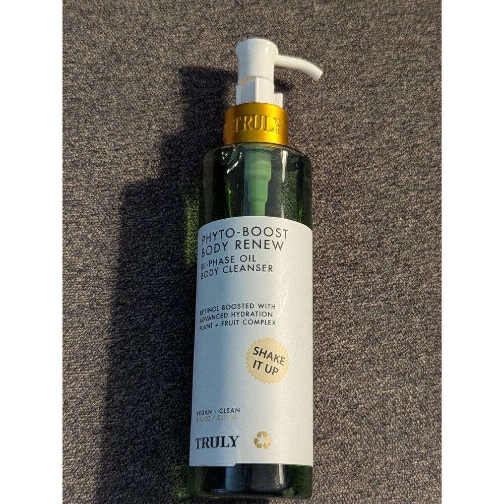 Truly Phyto-Boost Body Renew Bi-Phase Oil Body Cleanser Retinol Boosted With Adv